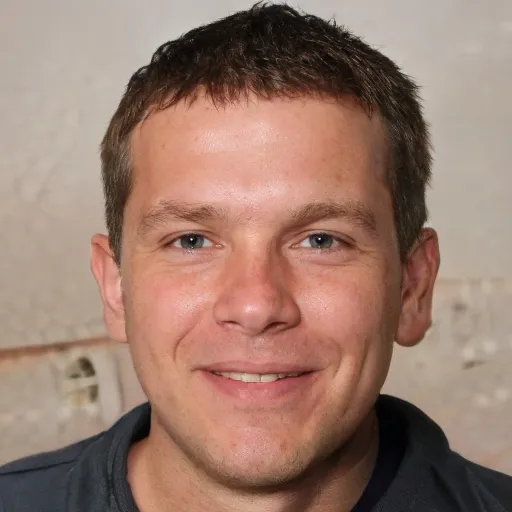 Maximilian Crowther